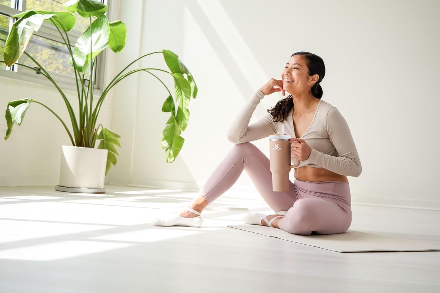 Stanley 40oz Tumbler | Flowstate Quencher with Straw